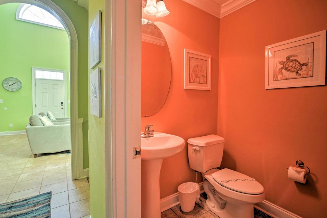 Charming Bermuda Bay Hideaway With Game Room! マートルビーチ エクステリア 写真